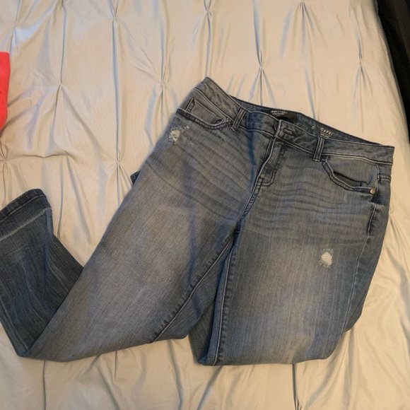 Simply Vera Vera Wang Denim - Simply Vera Wang Mid Rise Capri Jeans